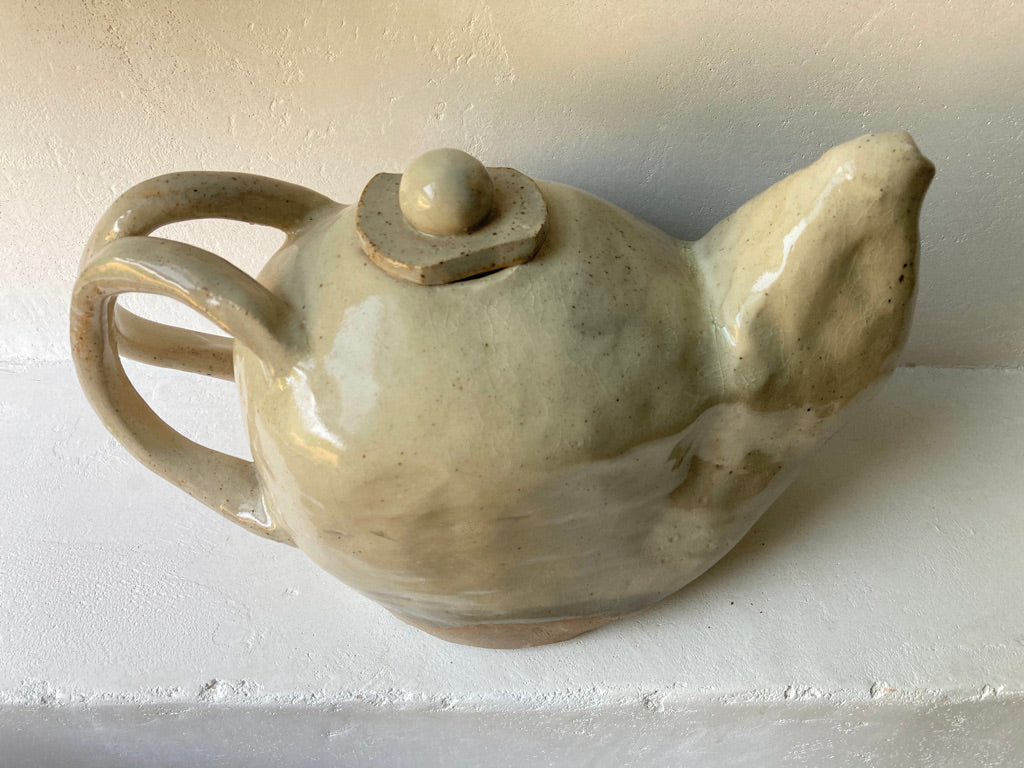 TOUCH OF BLOOMSBURY TEAPOT SCULPTURE